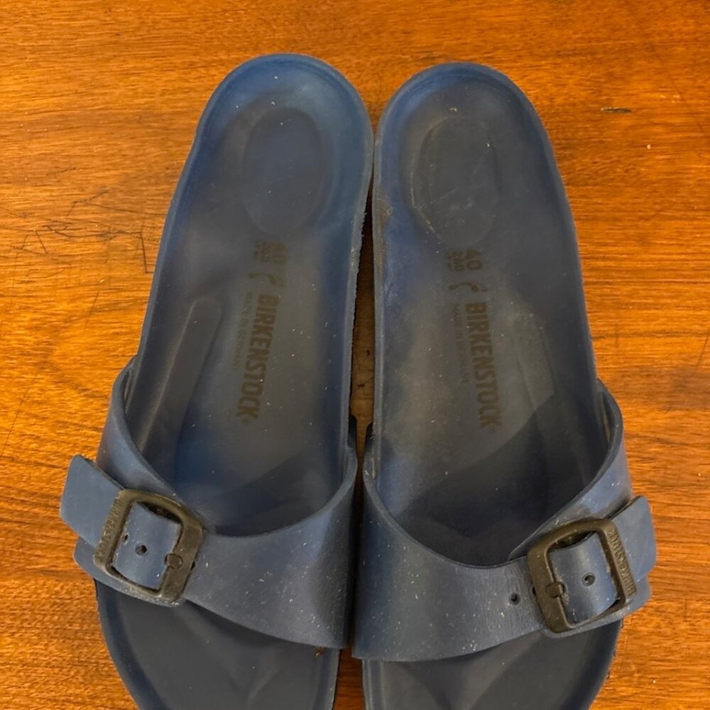 BIRKENSTOCK MADRID Blue Vinyl Size 40 Ladies sz 9 Slip-on Sandals-EUC